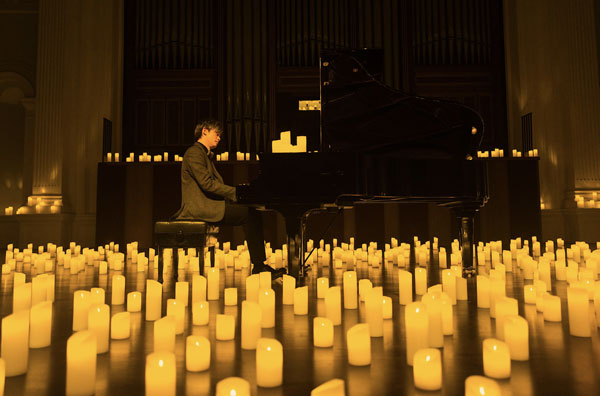 Candlelight Konzerte am Abend sorgen für ein besonders stimmungsvolles Erlebnis im Travemünder Atlantic Grand Hotel. Foto: Veranstalter