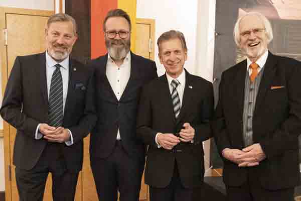 Stadtpräsident Schumann, Minister Madsen, Konsul Jorkisch und Professor Hintz. Fotos: Veranstalter