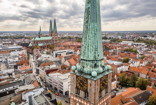 Stadtplanung, Gebäudemanagement, Wirtschaftsförderung und das Tourismus- und Stadtmarketing der Hansestadt Lübeck wollen die Zukunft der Innenstadt gemeinsam gestalten. Foto: Olaf Malzahn