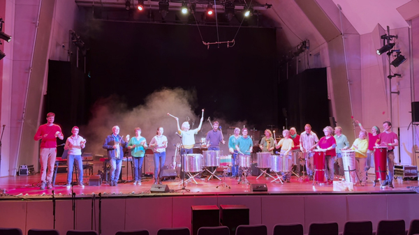 Im Sommersemester 2024 wird an der Musikhochschule Lübeck das „Projeto do Samba“ weitergeführt. Foto: Musikhochschule