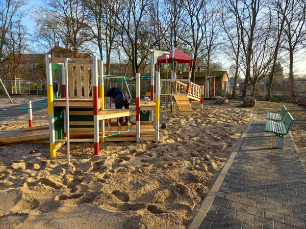 Kinderspielplatz Ostpreußenring ist jetzt ein Erlebnisort für Kinder, Jugendliche und Familien. Foto: HL