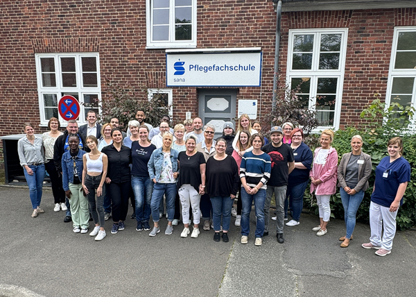 Die neuen Auszubildenden zum Krankenpflegehelfer wurden herzlich begrüßt. Foto: Sana Kliniken Lübeck