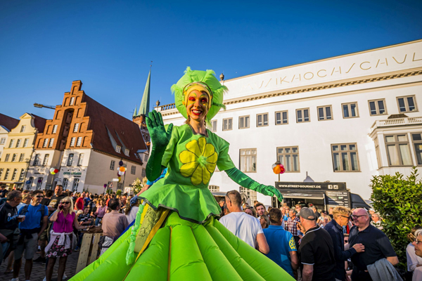 Vom 07. bis 09. Juni 2024 feiert Lübeck wieder gemeinsam mit seinen Bürgern und Gästen das Hanse-Kultur-Festival (HKF). Fotos: LTM