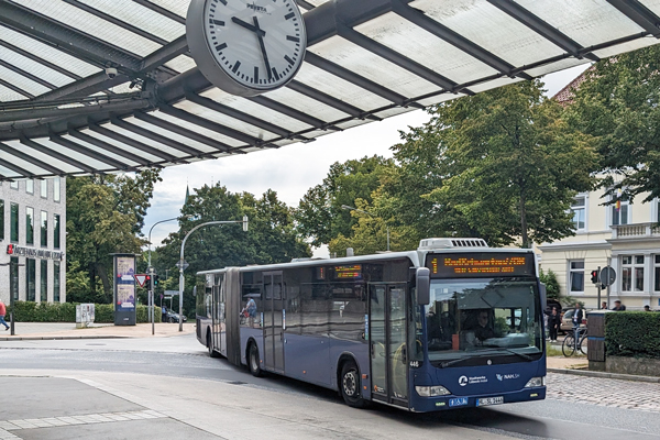 Ab August 2024 profitieren Schüler vom ermäßigten Deutschlandticket der Hansestadt Lübeck. Foto: Archiv/HN