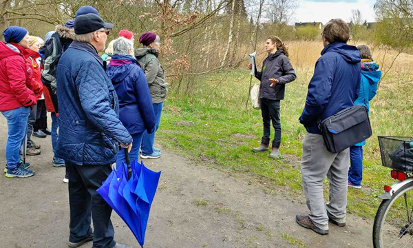 Eine öffentliche Exkursion in das nahe Landschaftsschutzgebiet „Tremser Teich und Fackenburger Landgraben“ Foto: Daniela Kerschbaumer