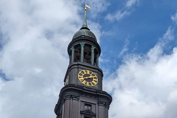 Das Kammerorchester I Solisti Veneti widmet sich mit Trompeterin Lucienne Renaudin Vary am 15. August im Hamburger Michel Barockwerken von Antonio Vivaldi und weiteren venezianischen Komponisten. Foto: Archiv/HN