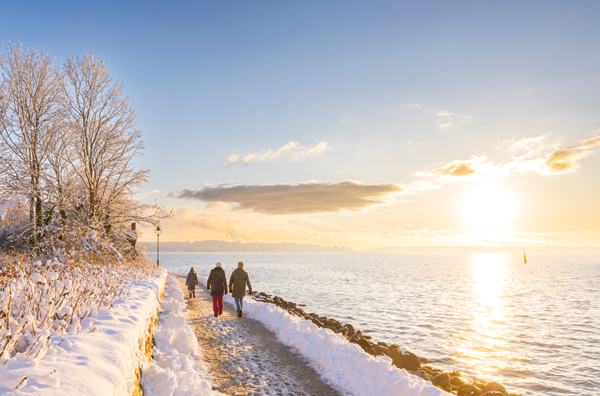 Von Print zu Pixel: Wintermagazin der Ostsee Schleswig-Holstein erscheint erstmals rein digital. Foto: OHT