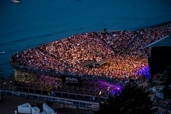 Gut 19.000 Besucher zählte Timmendorfs großes Konzert-Event. Foto: Olaf Malzahn