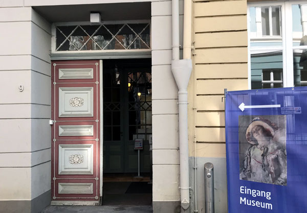 Bis auf Weiteres finden sonntags jeweils zwei öffentliche Führungen im Museum Behnhaus Drägerhaus statt. Foto: Museen