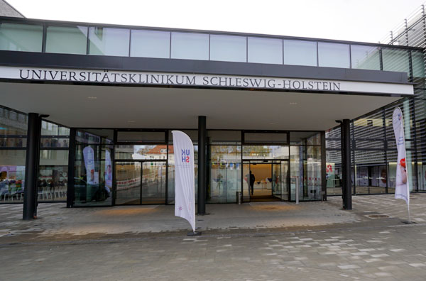Die beiden Kliniken des UKSH, hier Lübeck, liegen hinter der Charité Universitätsmedizin Berlin auf dem zweiten Platz bei der Digitalisierung. Foto: Archiv