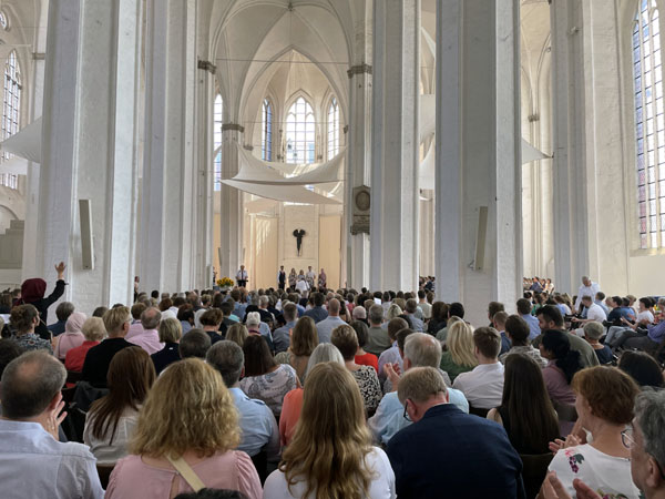 Die Verabschiedung fand am Samstagvormittag in St. Petri statt. Foto: Vivian Upmann / Universität zu Lübeck