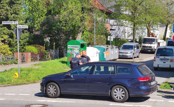 Am Dienstagmorgen wurde die Polizei über eine mutmaßliche Bedrohungslage im Umfeld einer Schule in Lübeck-Schlutup informiert. Fotos: STE