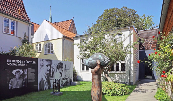 Die Workshop-Reihe mit dem Titel „Grass Tanzbar – Beweg dich!“ findet ab dem 06. Juli 2024 für Kinder und Erwachsene statt. Foto: Veranstalter/Archiv