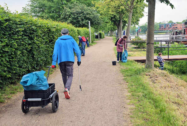 Weitere Helfer sind bei den Sammelaktionen willkommen. Fotos: Trash Hero Lübeck-Boltenhagen