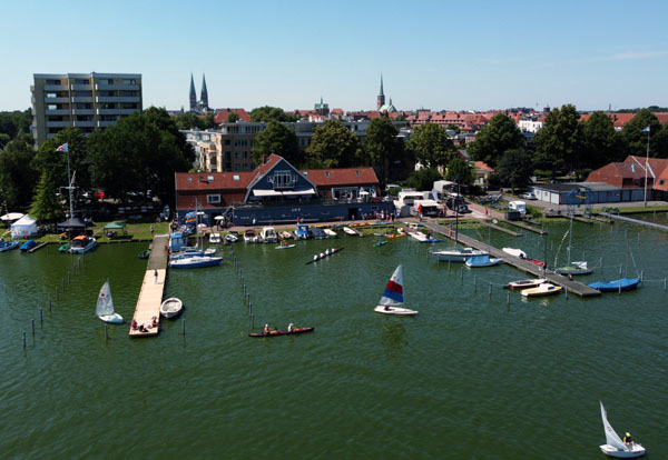 Der Lübecker Kanu- und Segelsport-Verein e. V. feierte seinen 100. Geburtstag. Foto: LKV