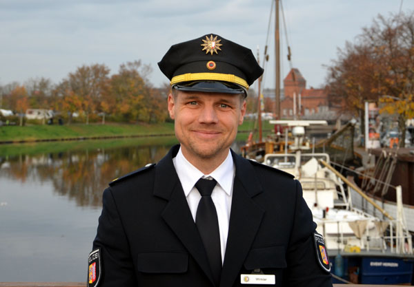 Thorben Winkler leitet das Polizeirevier in der Lübecker Innenstadt. Foto: Polizei