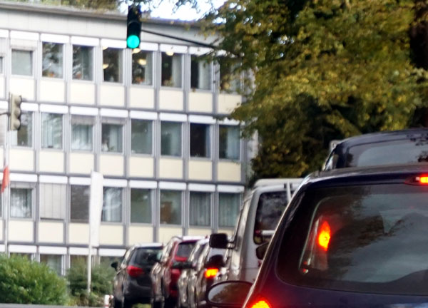 Wenn die Politik zustimmt, bekommt Lübeck eine zentrale Verkehrssteuerung. Fotos: JW