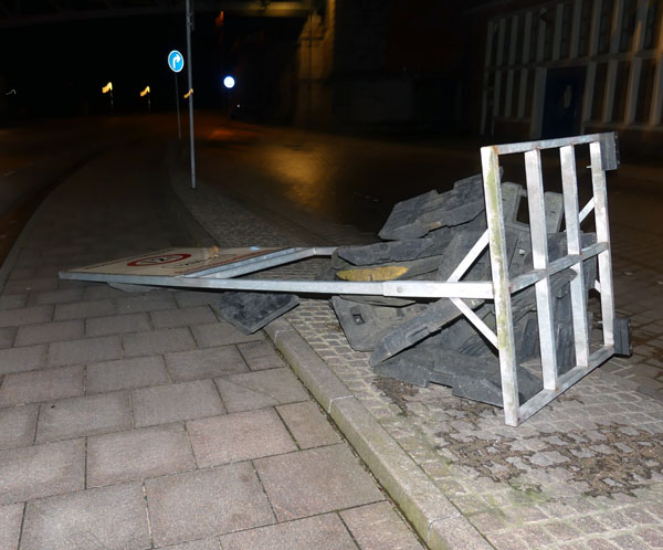 Stadtverwaltung und Feuerwehr geben Hinweise zum Verhalten beim Sturm. Foto: STE