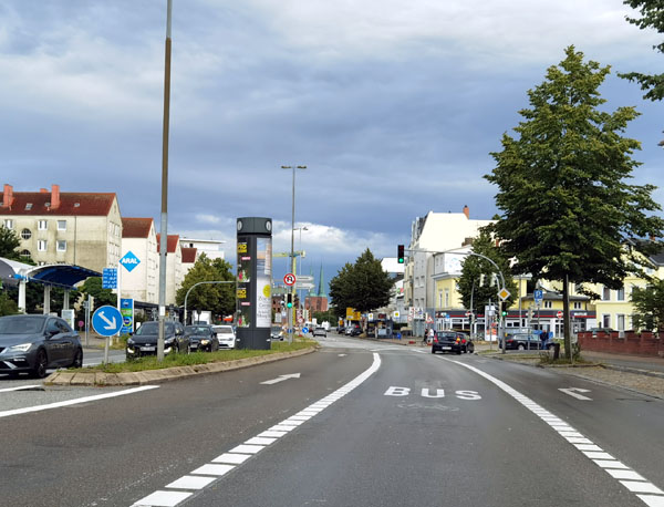 Die Stadtverwaltung hat die Vorstellung der Auswertung des Verkehrsversuch auf den Dezember verschoben. Foto: JW/Archiv