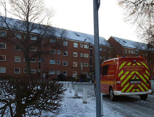 Die Feuerwehr kontrollierte, zum Beispiel in der Gluckstraße Rauchentwicklungen. Zu Bränden ist es nicht gekommen. Foto: Oliver Klink