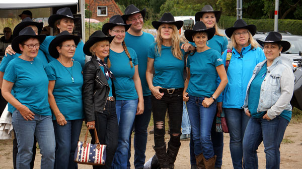 Auch die Stecknitz Line Dancer der Berkenthiner Landfrauen sind wieder auf der Bühne zu erleben. Foto: Veranstalter