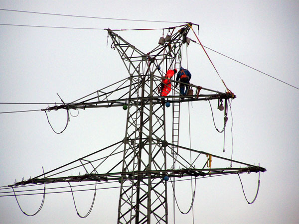 Die Wirtschaftsunion in der Lübecker CDU fordert eine sofortige Senkung der Energiesteuern.