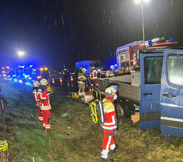 Bei dem Unfall wurden zwei Personen schwer verletzt. Fotos: STE/privat